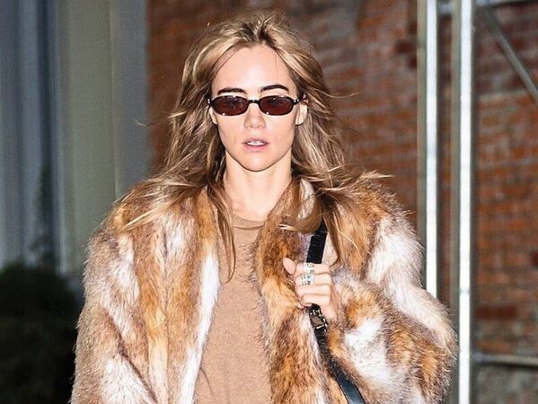 Get Suki Waterhouse's Chic NYC Winter Look for Less!